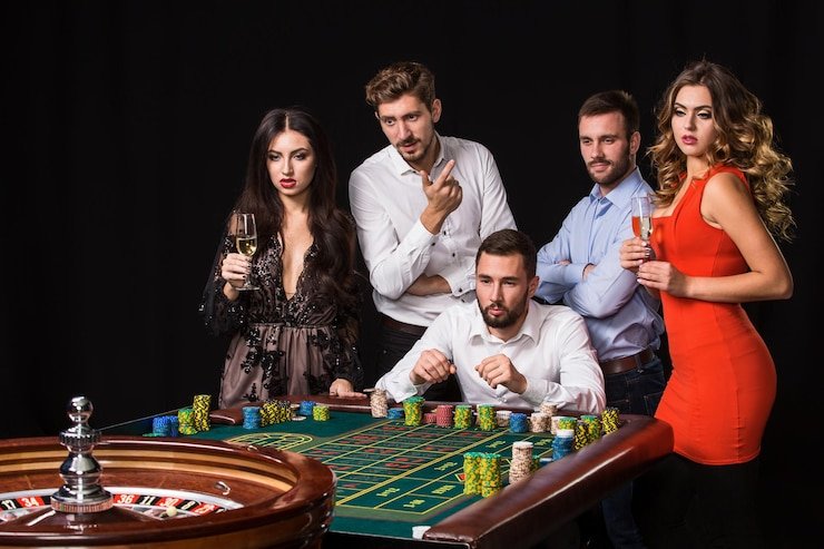 Live dealer presenting Infinite Blackjack game at timnas4d link studio